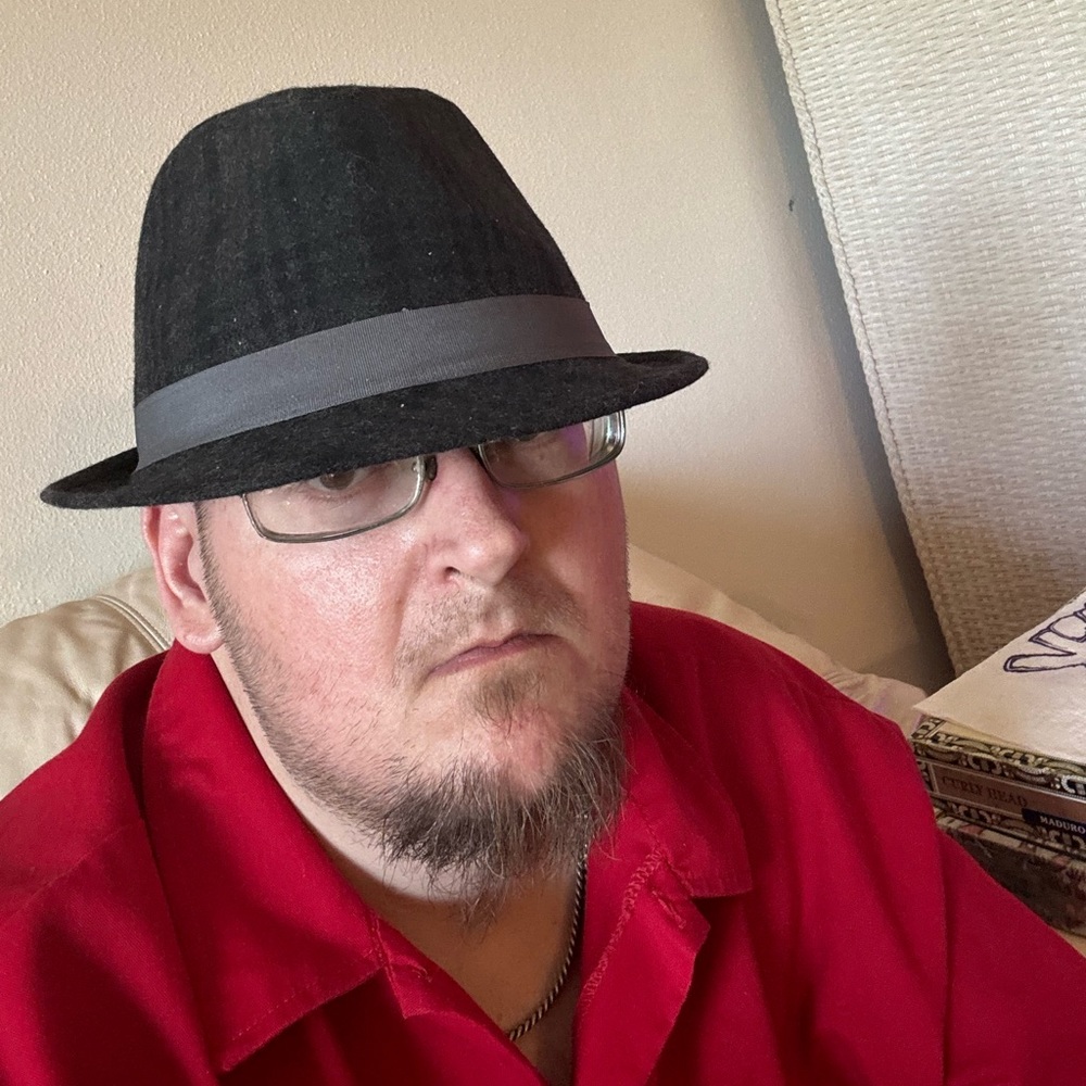 Meet your Posher, Bradley